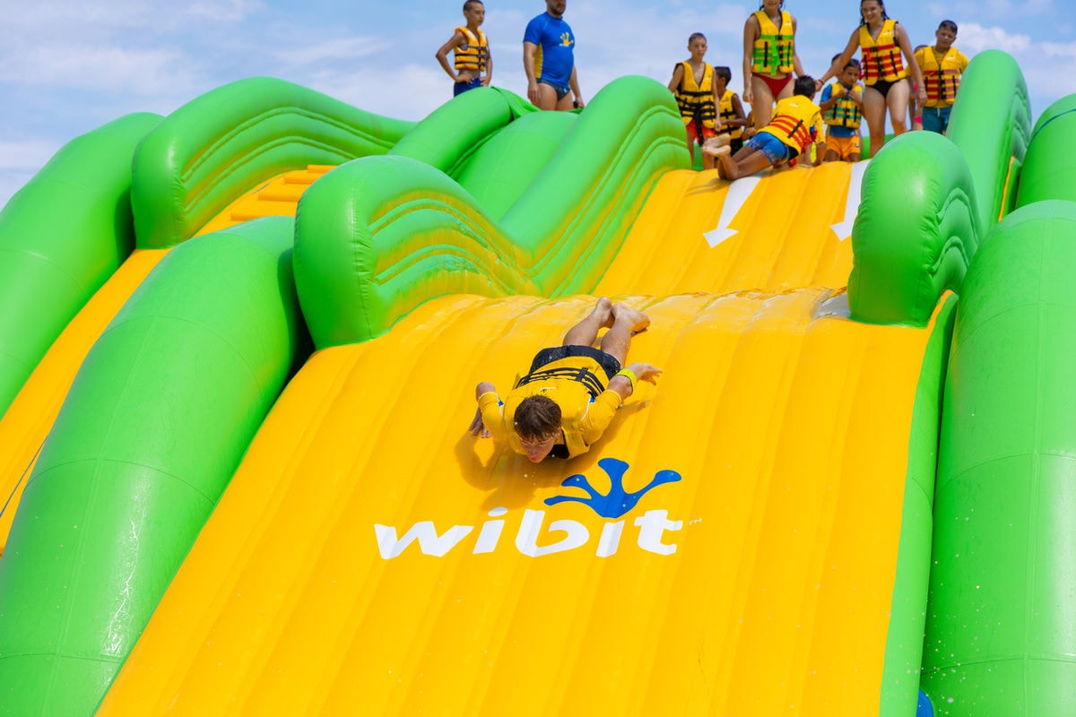 The Wave — water slide